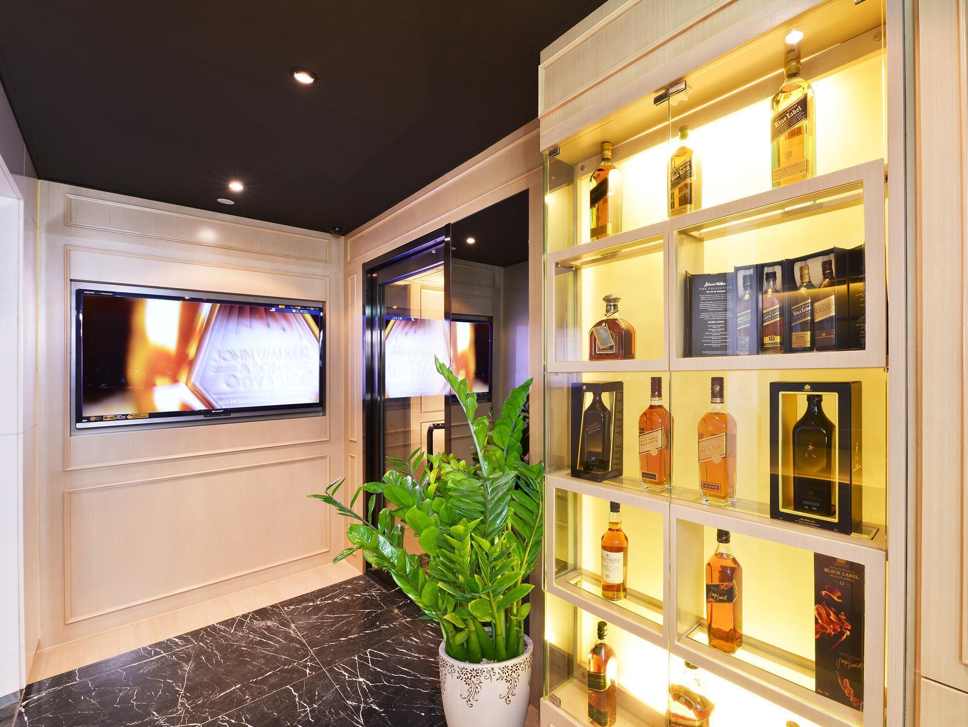 Walden Hotel Гонконг Экстерьер фото